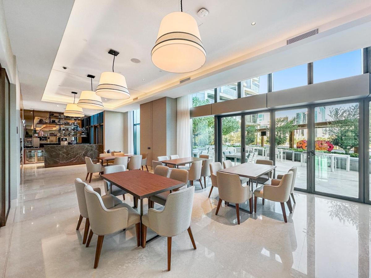 Stonetree - Luxury 1br With High-class Building Facilities *