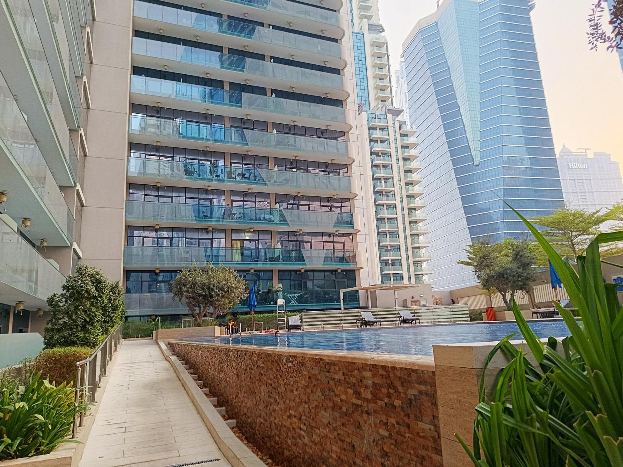 Brown Stone - Pool & City View Merano Apartment