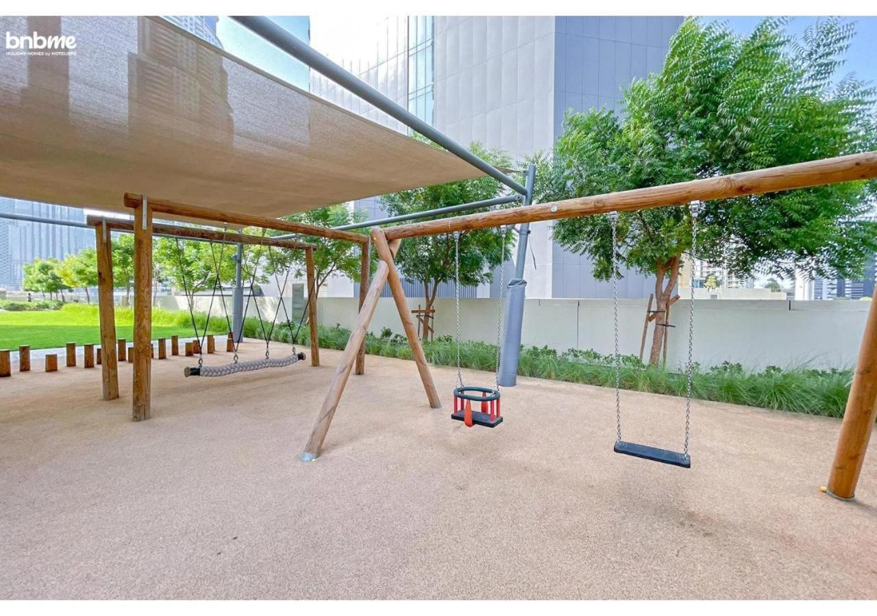 Bnbmehomes- Burj Royale Apartemen