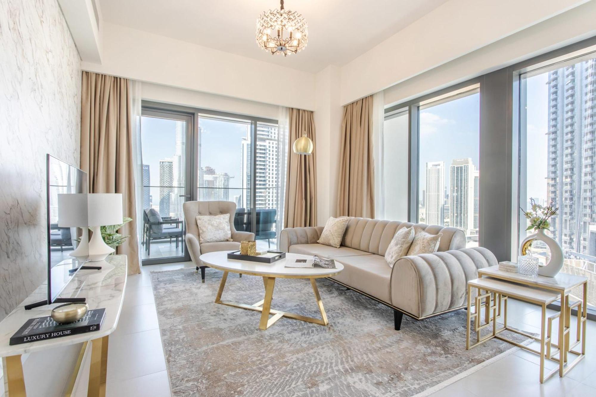 Apartamento Frank Porter - Burj Royale Dubái