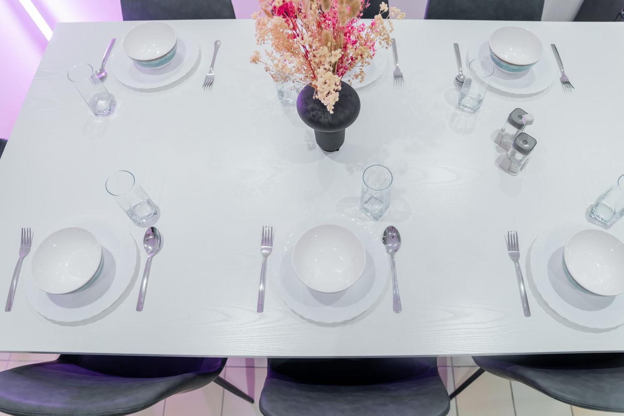 Hostal Berloga Capsule Jbr