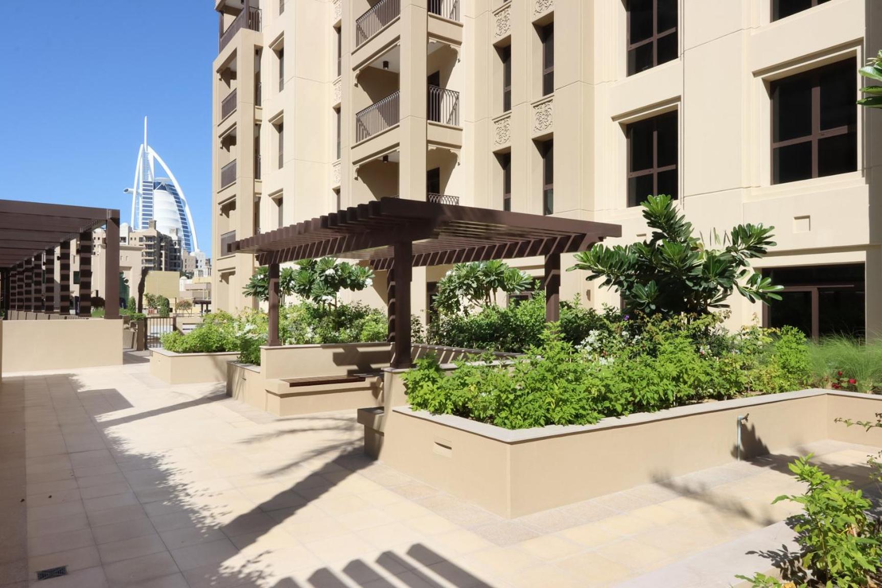 Appartement Livbnb - 2br Close To Souk Mall And Burj Al Arab Dubaï