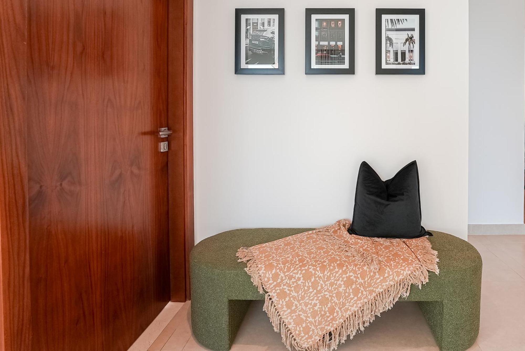 Apartamento Luxe Living: Spacious Waterfront 2br In Marina Gate *