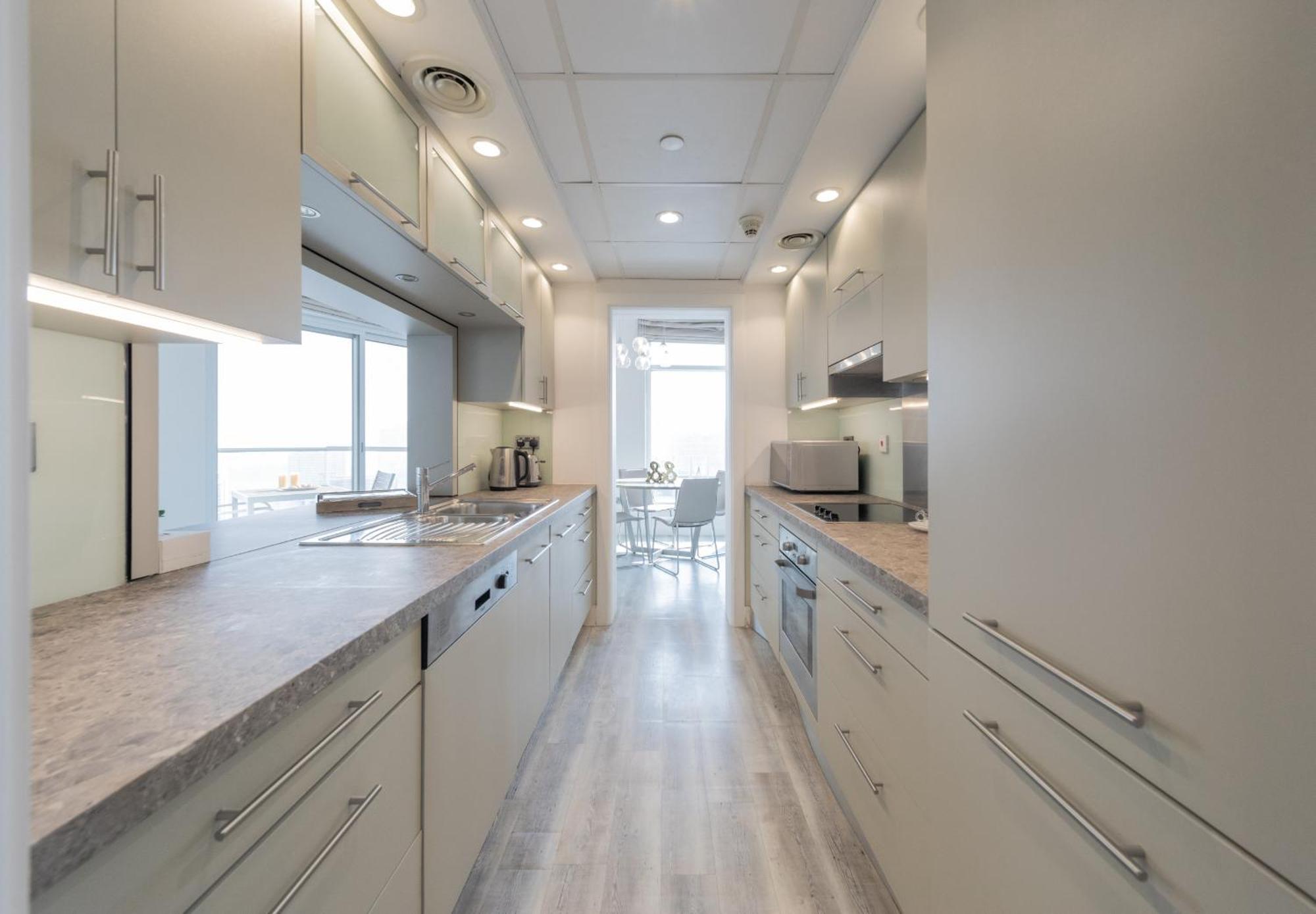 Apartemen Boutique Living - Burj Views - Renovated *