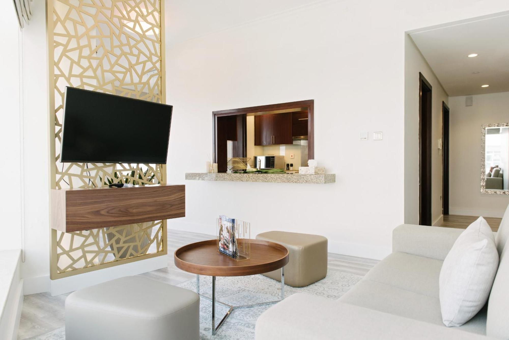 Apartemen Boutique Living - Burj Views - Renovated *