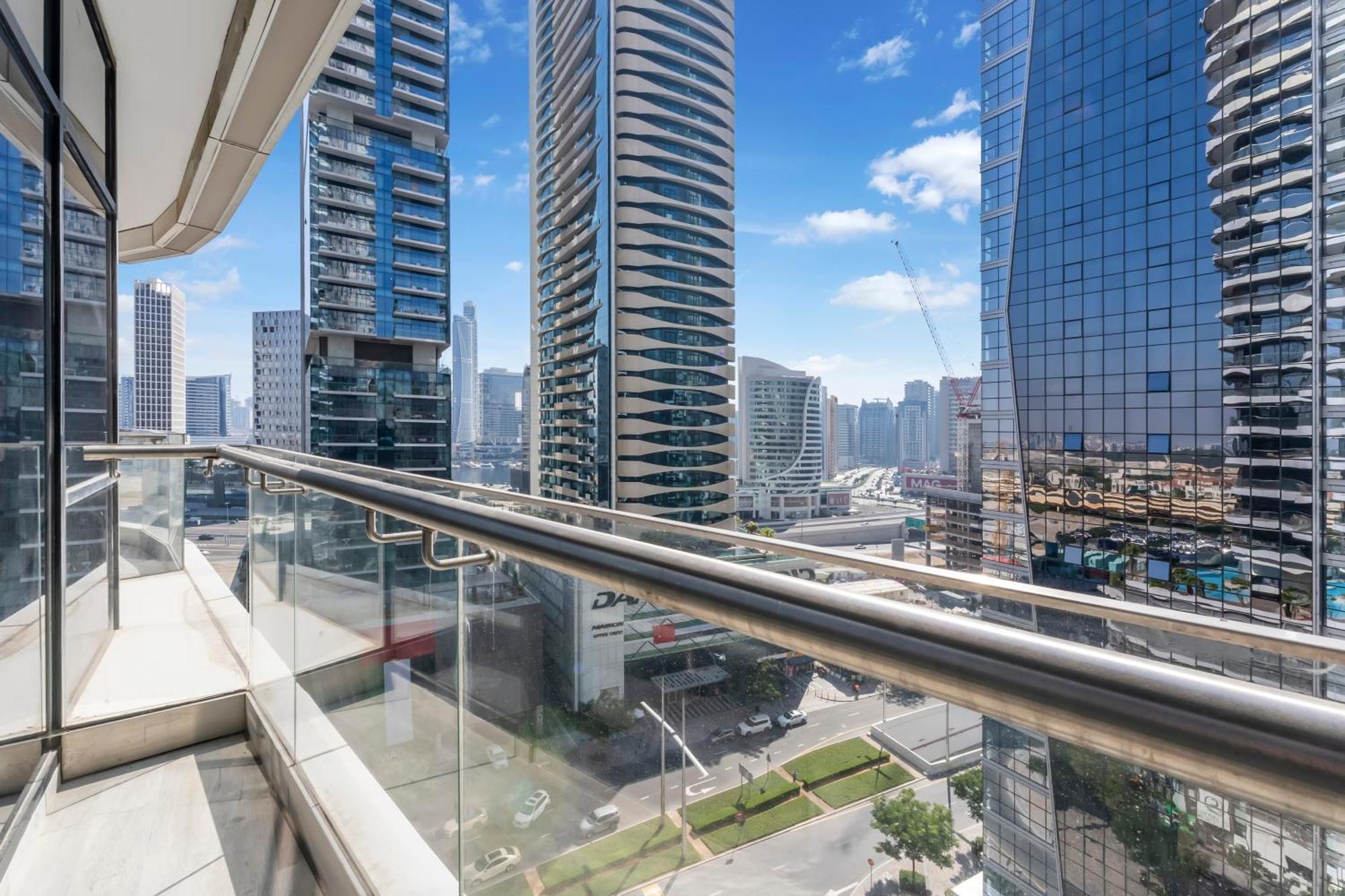 Fam Living - Rp Heights - 3 Mins Walk To Burj Khalifa & Mall Downtown Appartamento Dubai