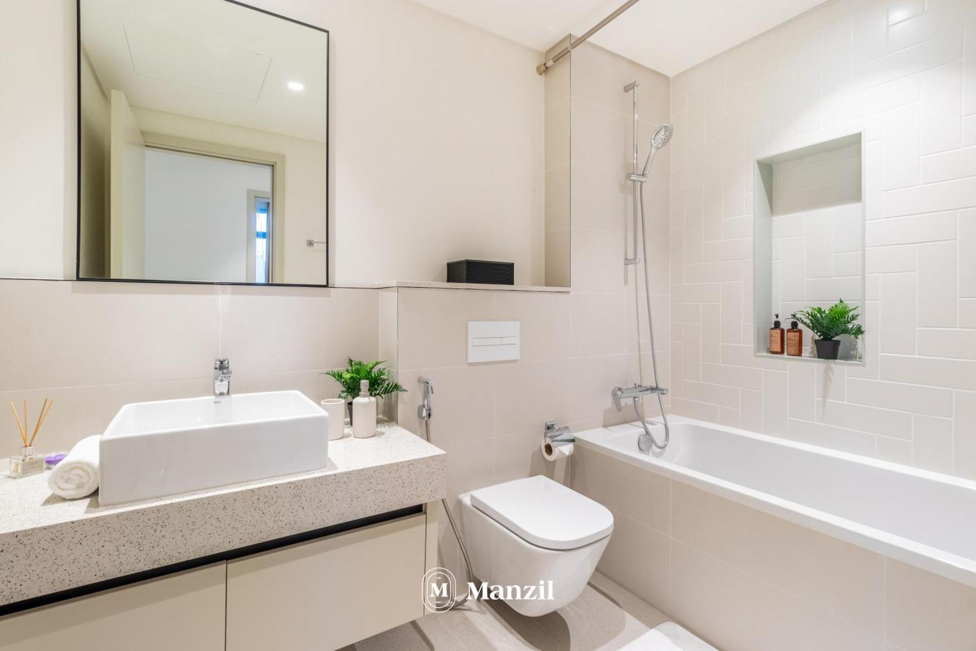 Manzil - 2br In Emaar Beach Front With Sea View Lägenhet
