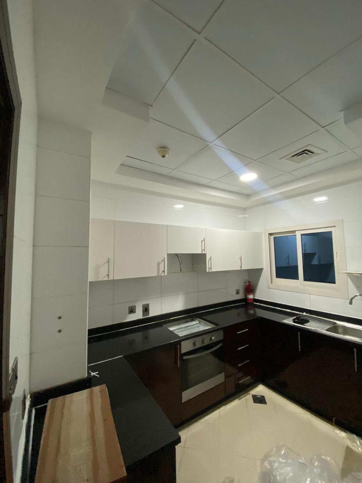 Spacious Mini Partition Near Emirates Mall Privat bolig *
