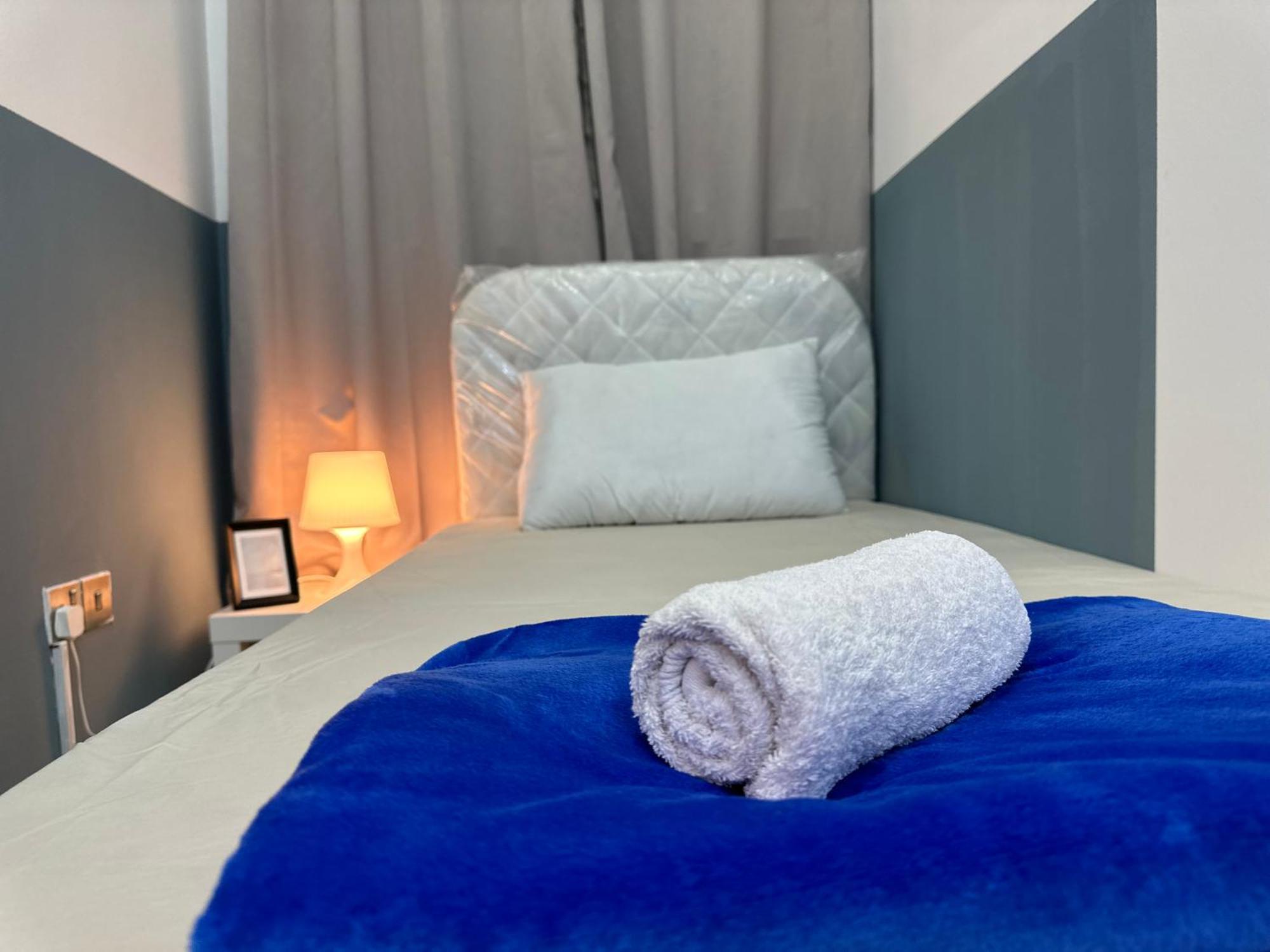 Privatunterkunft Spacious Mini Partition Near Emirates Mall Dubai
