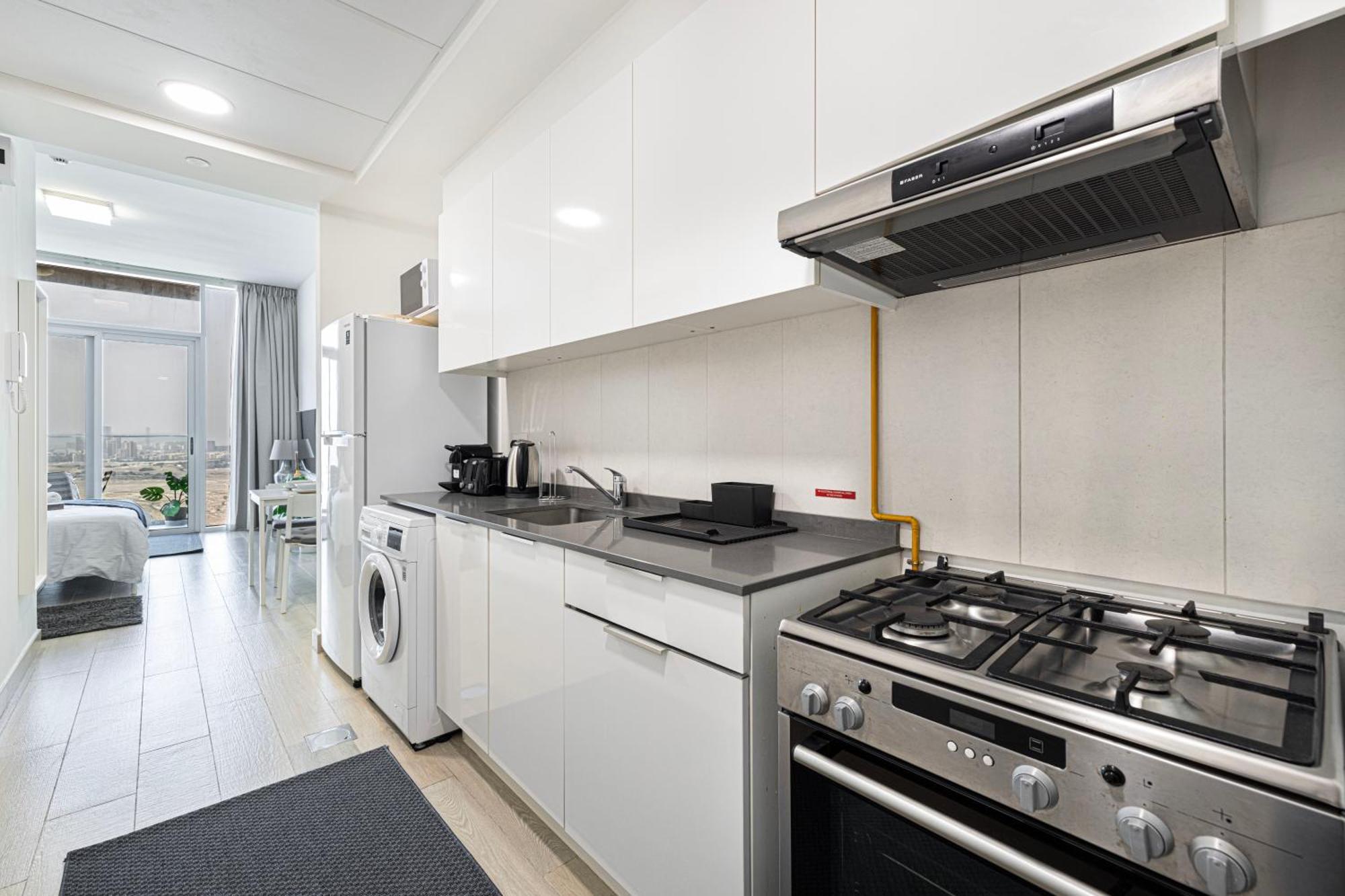Cozy 29th Floor, Bloom Towers Marina View Apartment Dubai