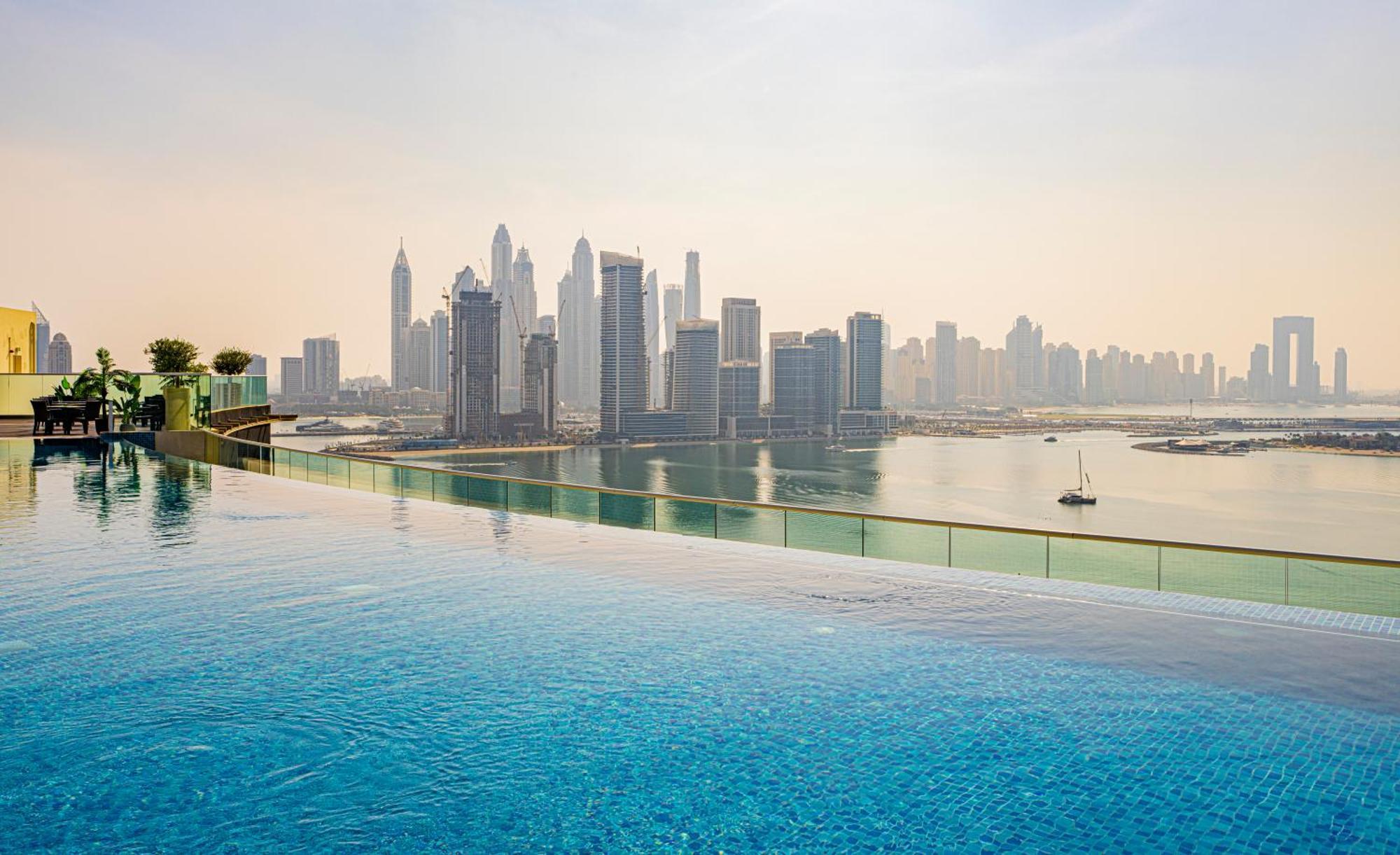 With Pool And Private Access On Palm Jumeirah Apartamento