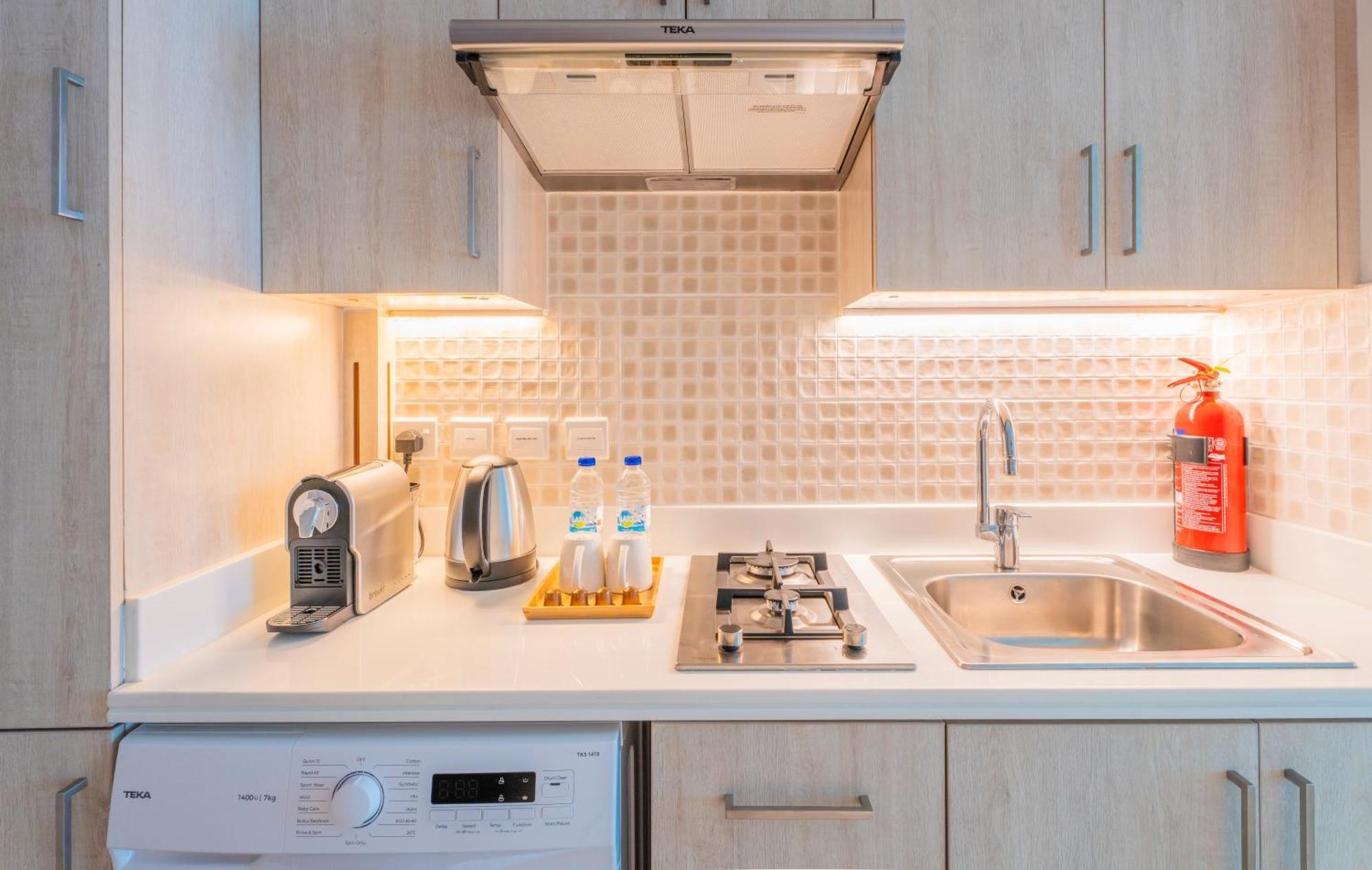 Apartamento With Pool And Private Access On Palm Jumeirah Dubái