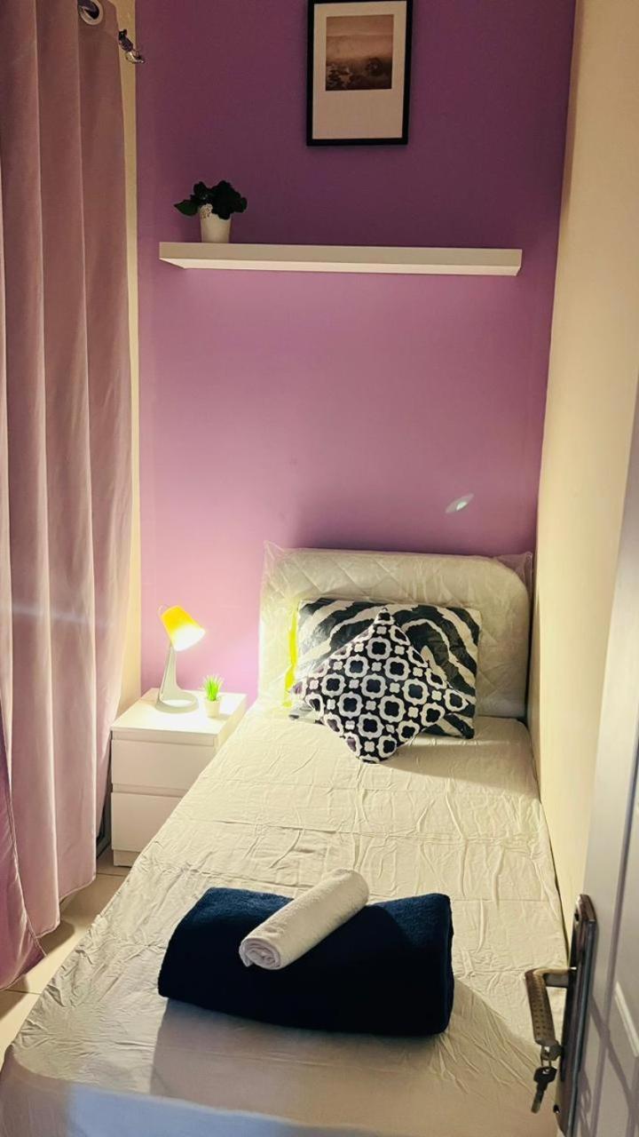 Peaceful Partition Near Mall Of The Emirates * Dubai