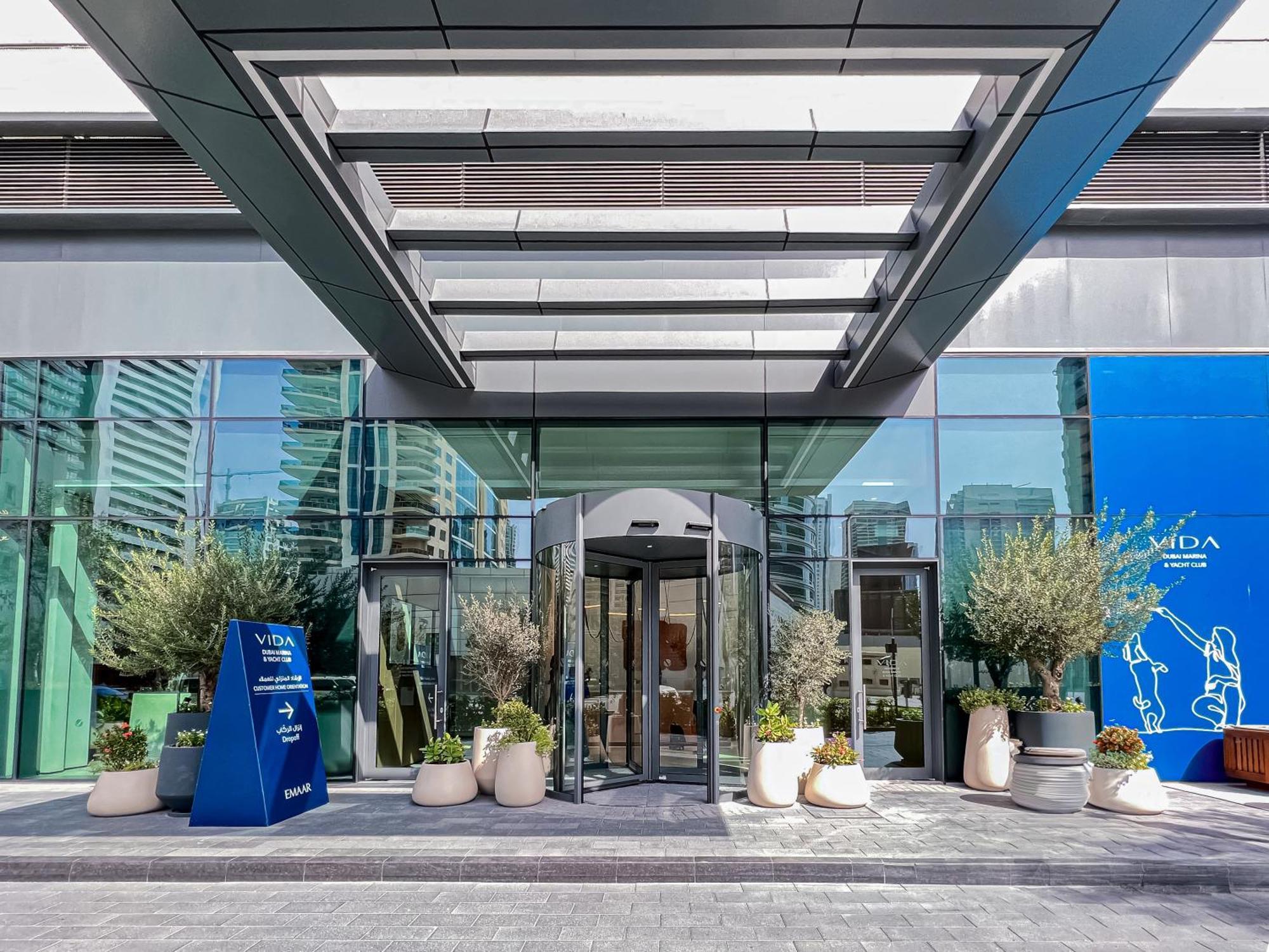 Apartment Modern 2br High Floor Haven In Vida Marina *