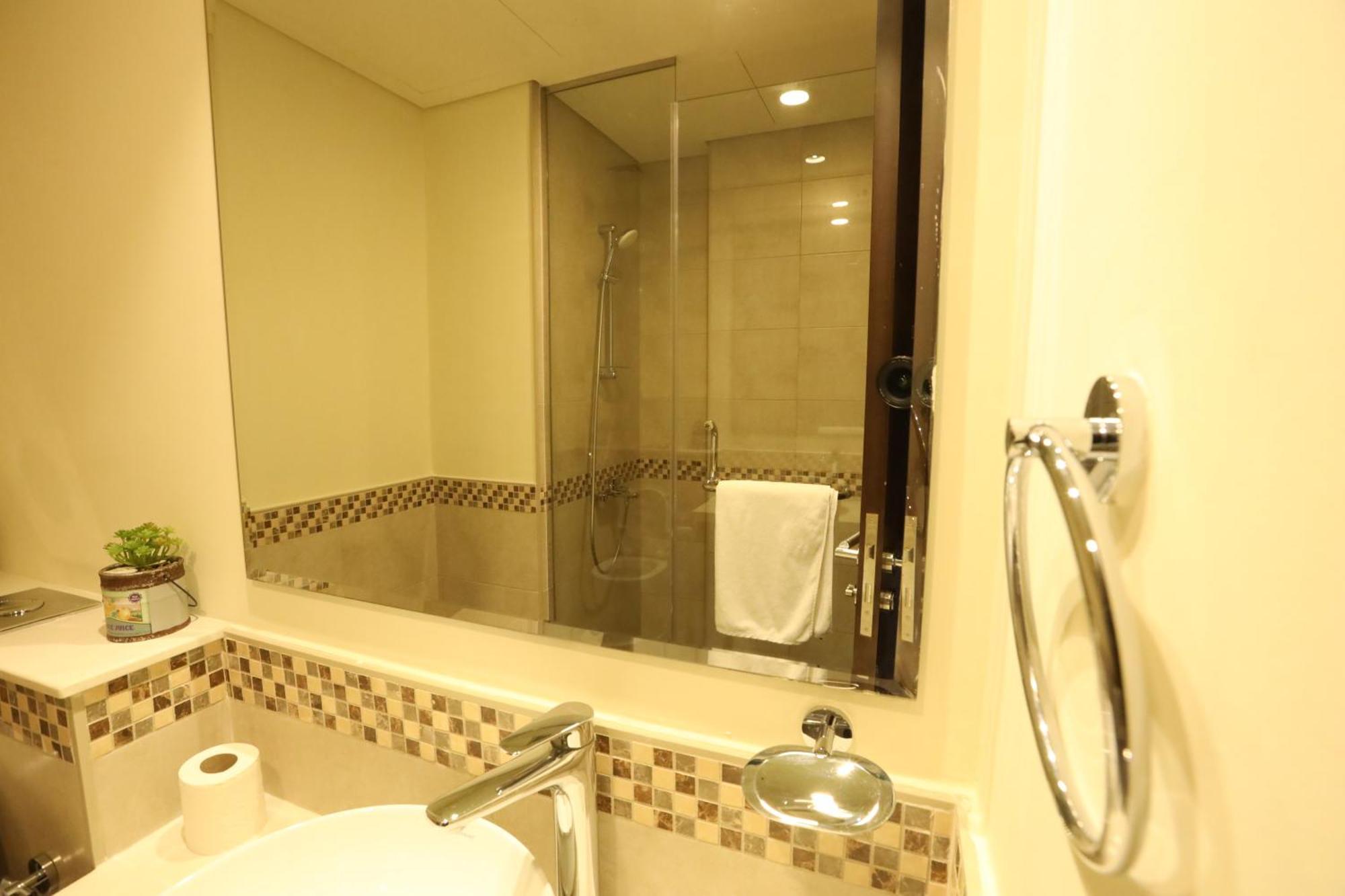 Apartament Brown Stone - Burj Khalifa & Pool View Vera Dubai