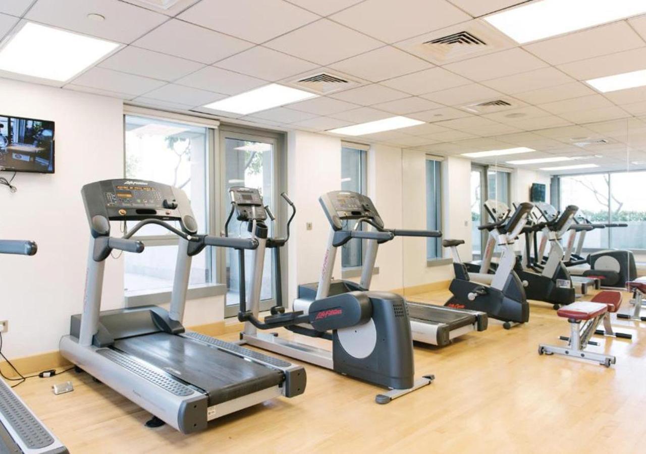 Luxury 2Br Downtown Apt With Burj Khalifa Views *