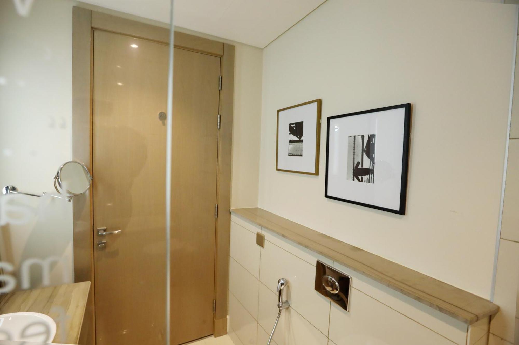 Brownstone - Paramount Five Star * Dubaï
