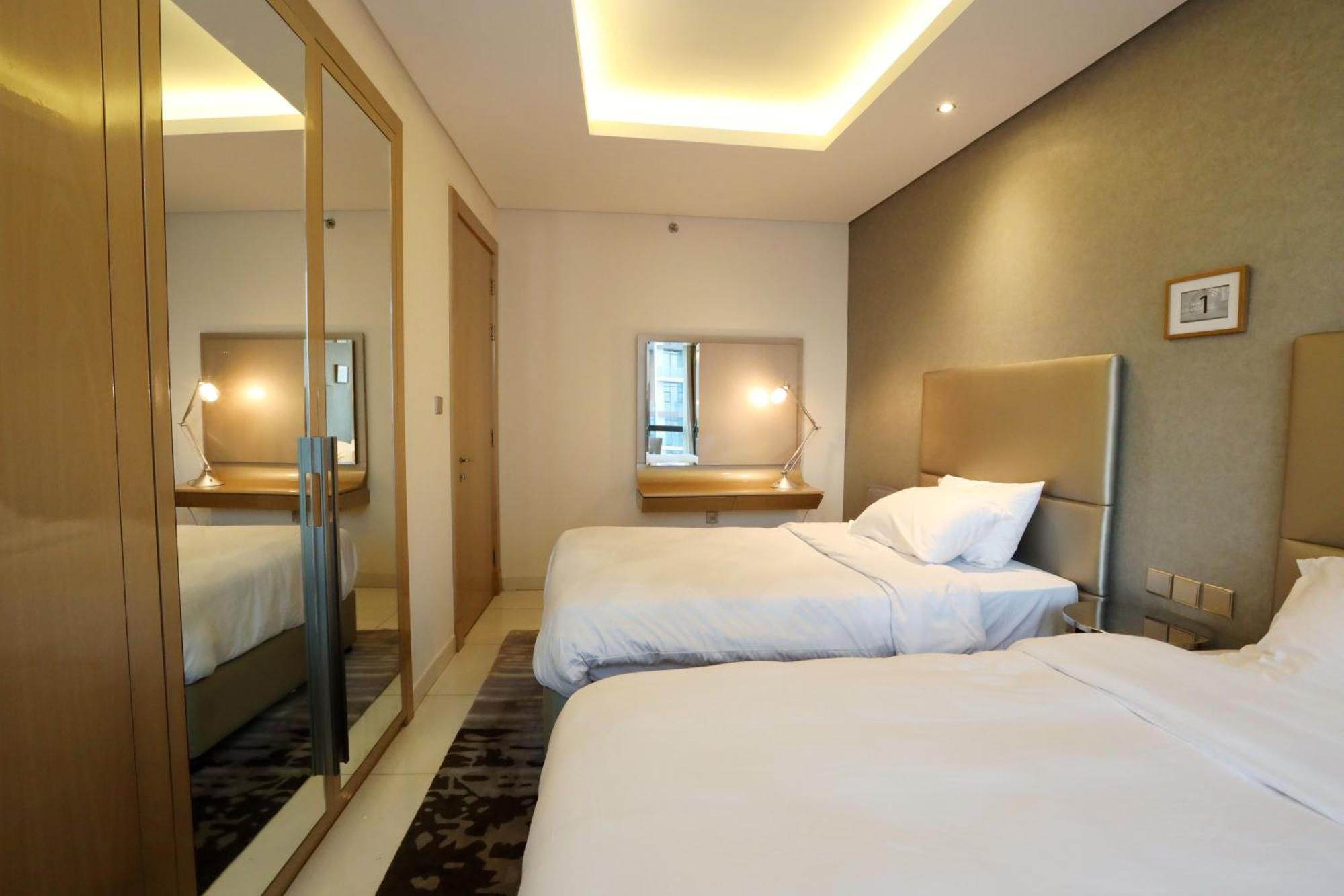 Brownstone - Paramount Five Star * Dubaï