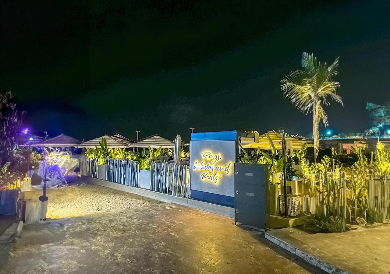 Hotel de apartamente Ramada Hotel, And By Wyndham Jbr 4*
