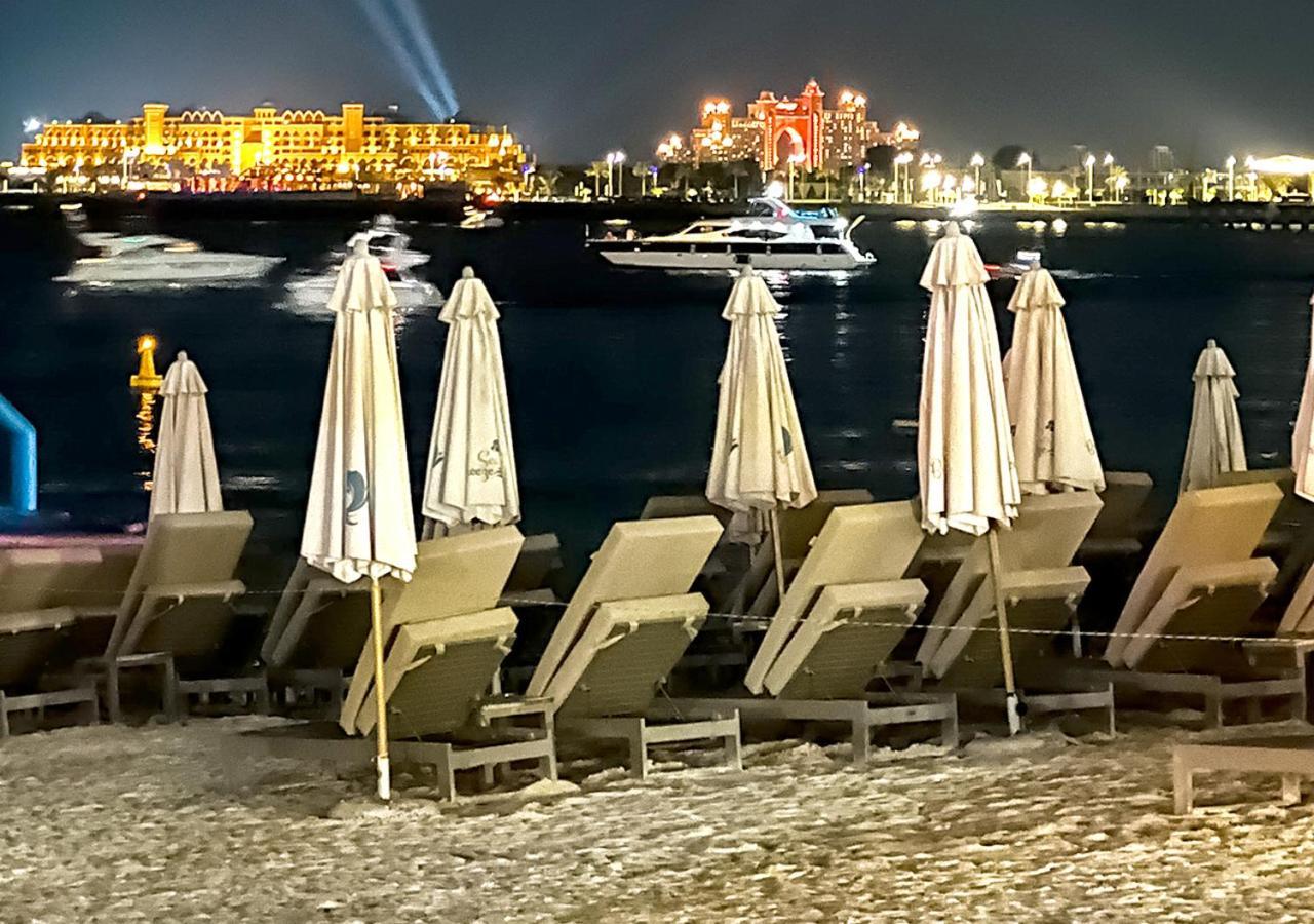 Ramada Hotel, And By Wyndham Jbr Hotel de apartamente