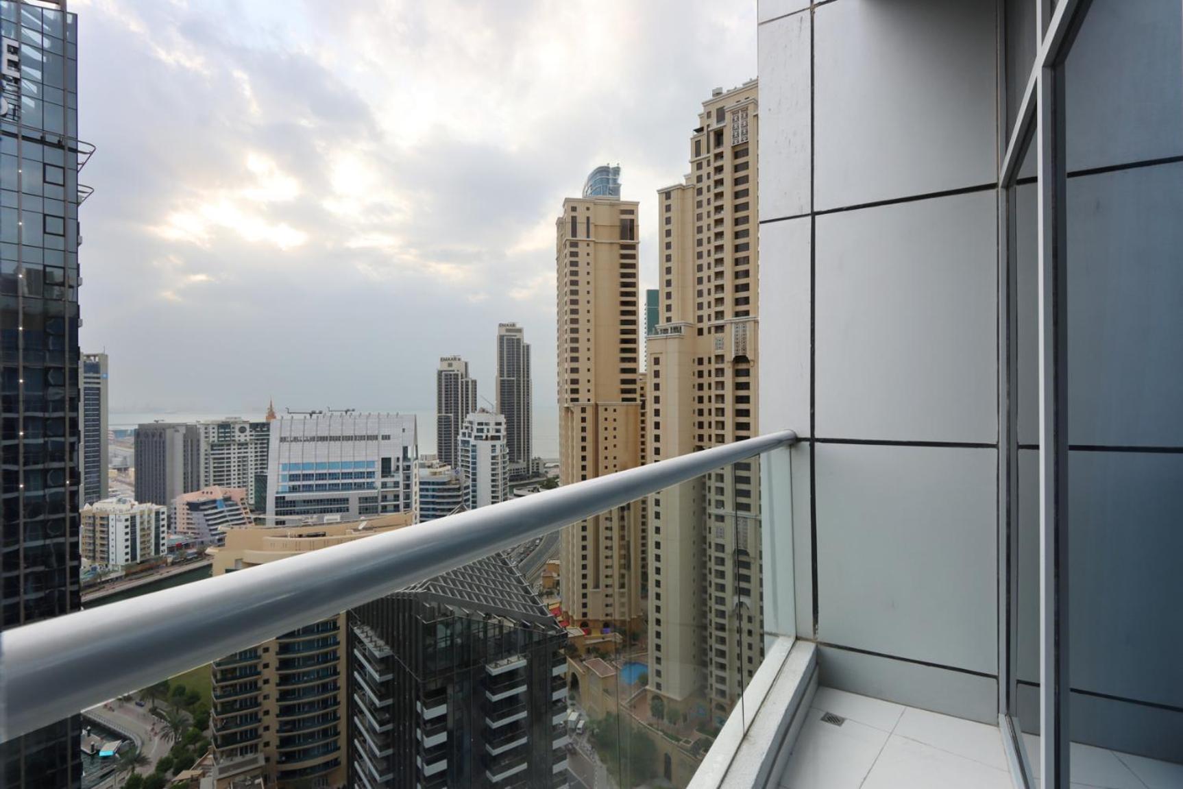 Apartamento Marina Wharf High Floor With Open View Dubái