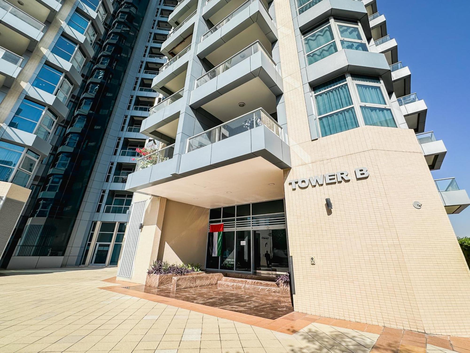 Appartement Stunning Sunset View Terrace 2 Bed In The Heart Of Marina *