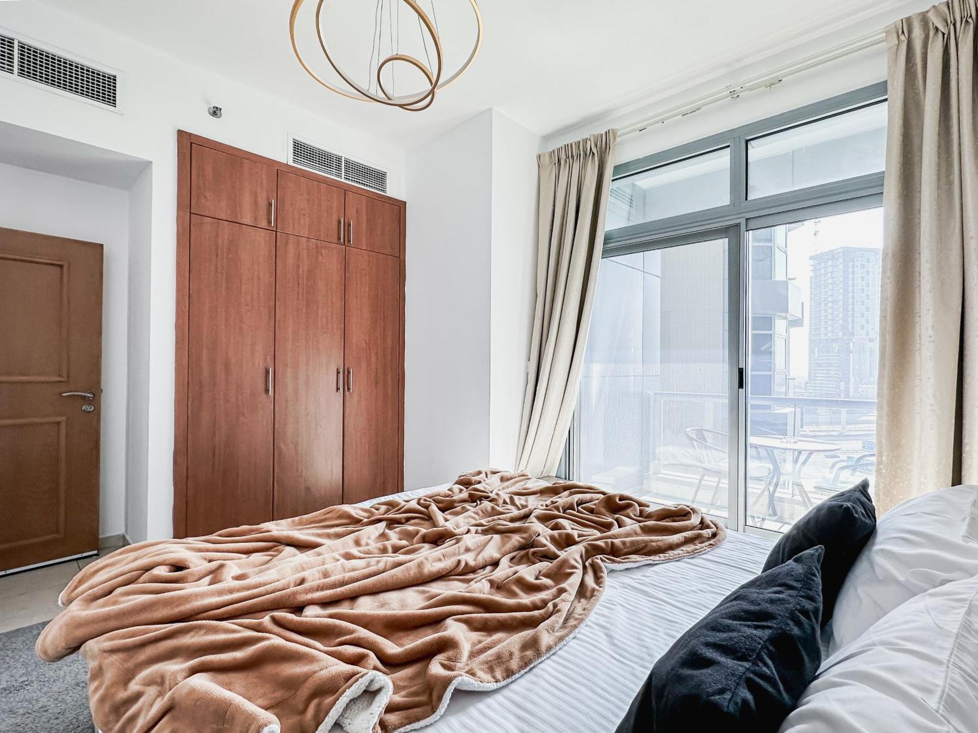 Stunning Sunset View Terrace 2 Bed In The Heart Of Marina * Dubaï