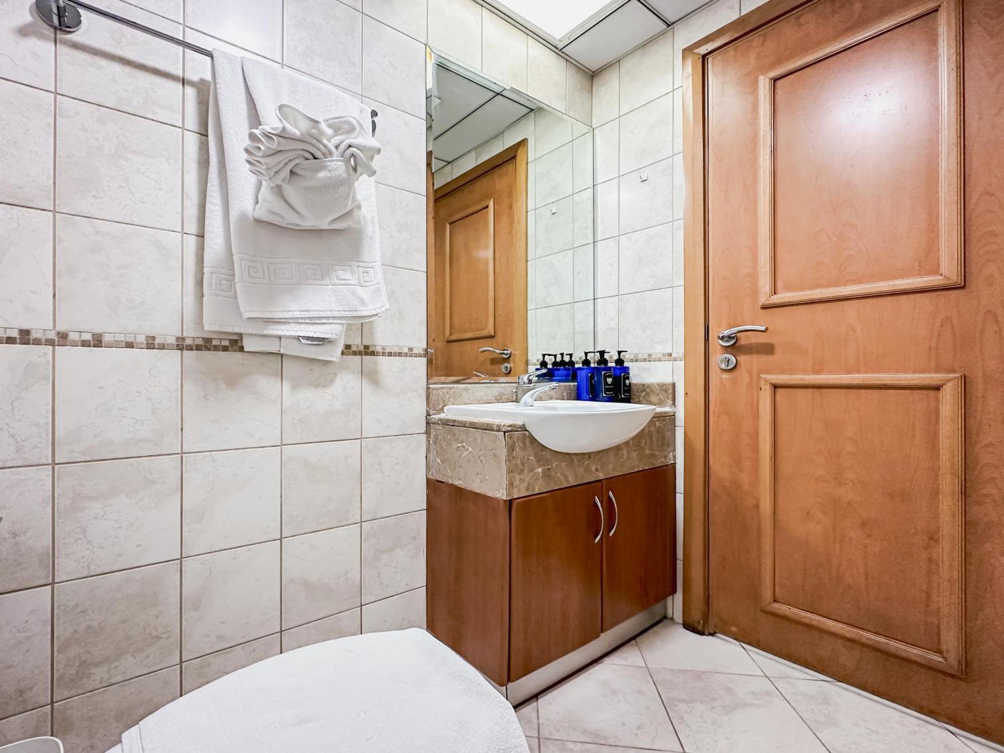 Stunning Sunset View Terrace 2 Bed In The Heart Of Marina Dubaï