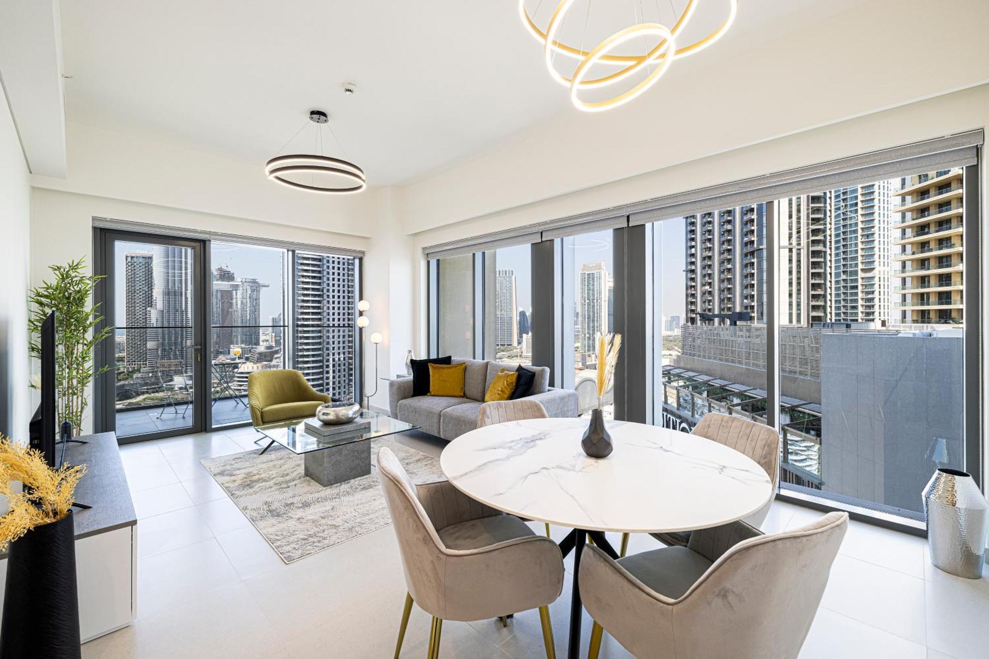 Smartstay At Burj Royale - Full Burj Khalifa View - Brand New Luxury Apartament
