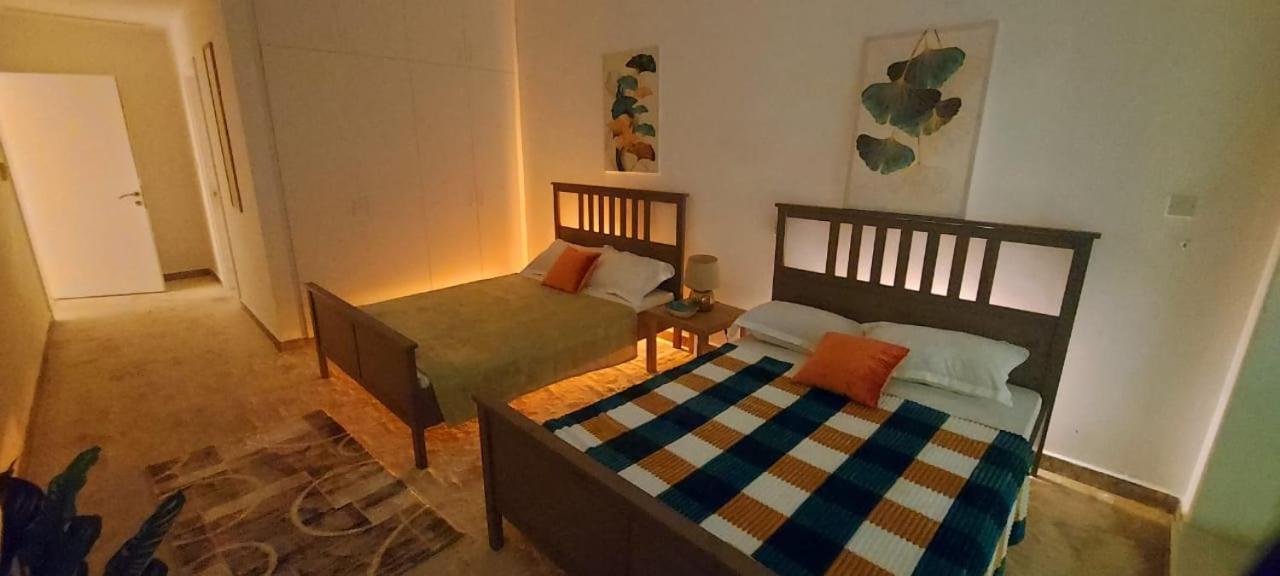 Casa Vera Vacations Hostal *