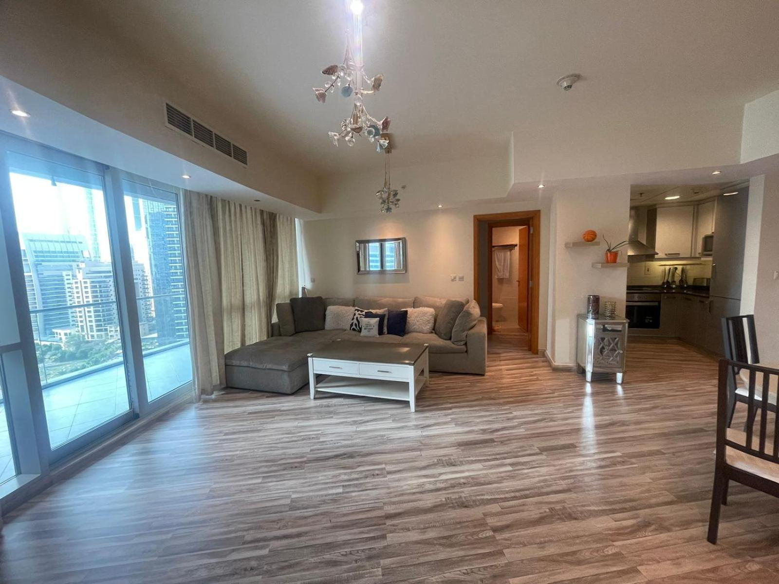 Appartamento 2 Bedroom & 3 Bath In Marina - Walking Distance To Jbr!
