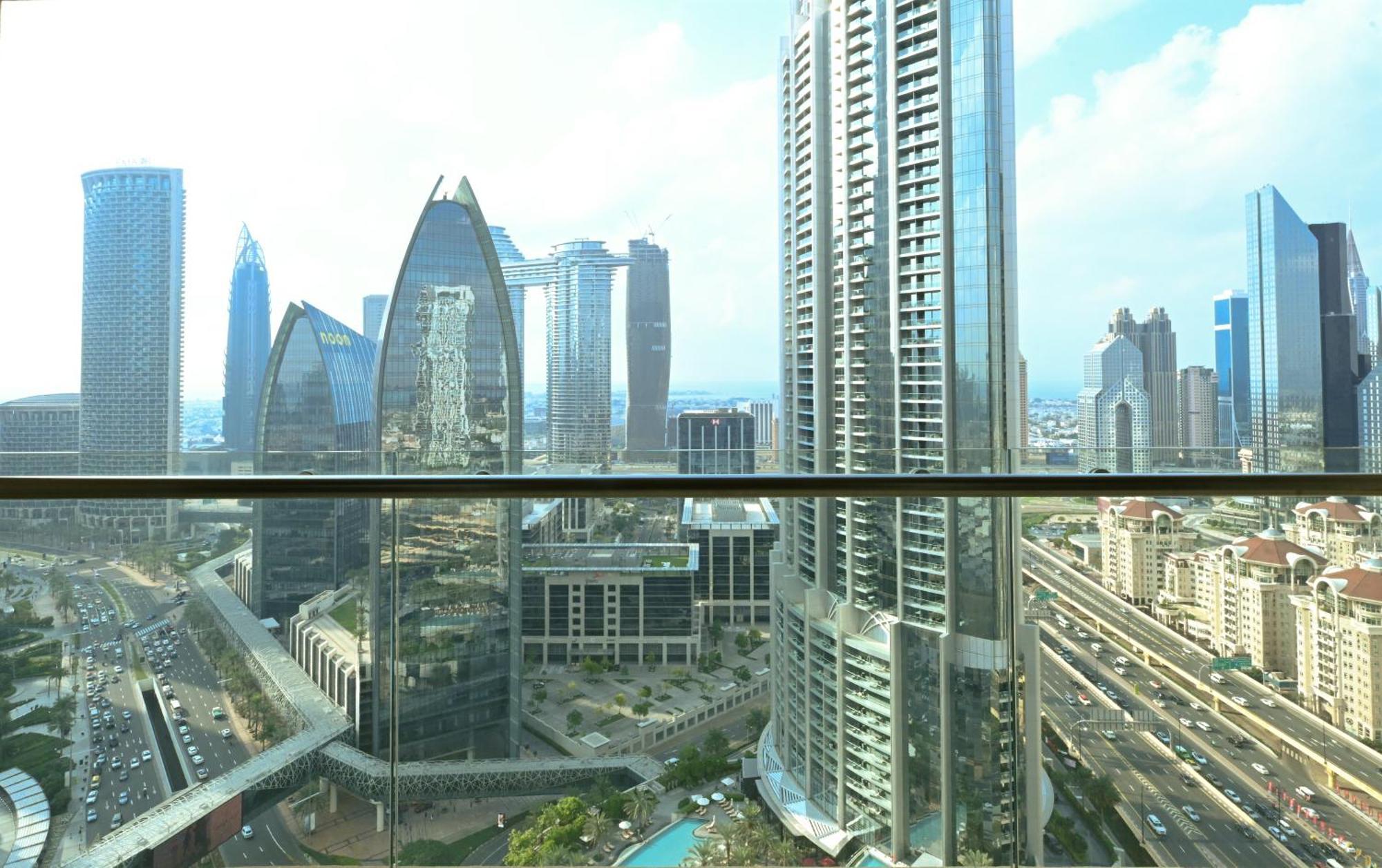 Emaar Fashion Avenue - Formerly Address Mall Four Apple Apartment Dubai