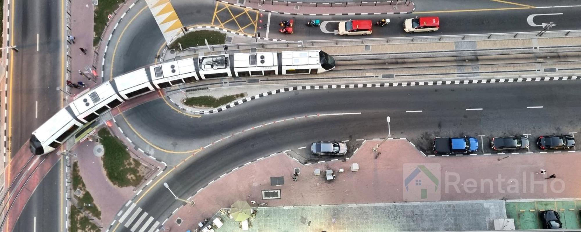 Luxury & Centric Flat With Balcony Views In Marina Dubaï