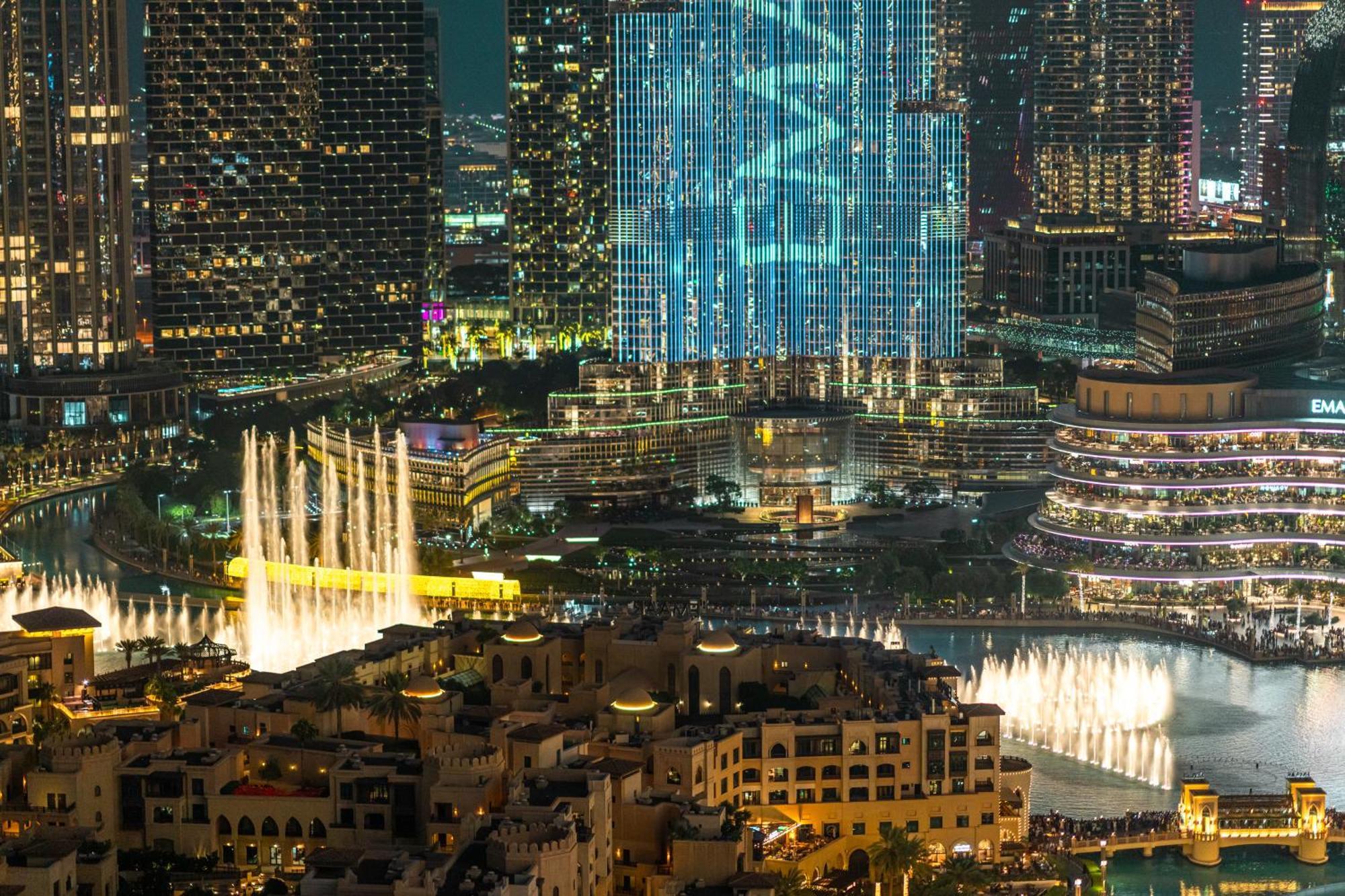 Burj Royal-luxurious 2 Bedrooms -downtown-burj & Fountain View Dubai