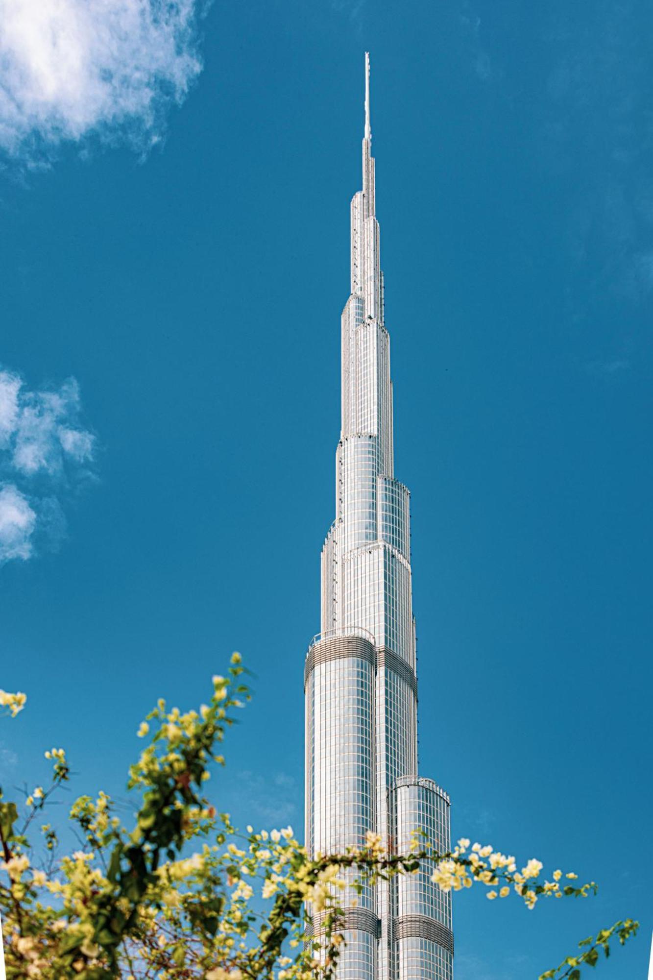 Luxurious Unique 2 Bed With Private Jacuzzi & Garden - Connected To Souk Al Bahar - Mall Apartemen