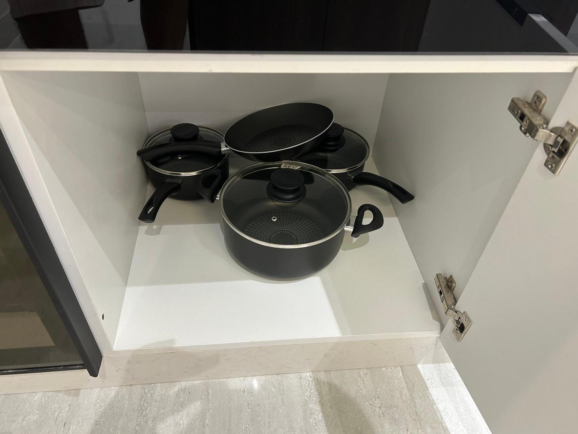 Apartamento Usmans 4bdrm Jbr Sadaf Next To Ritz Carlton Walk Dubai
