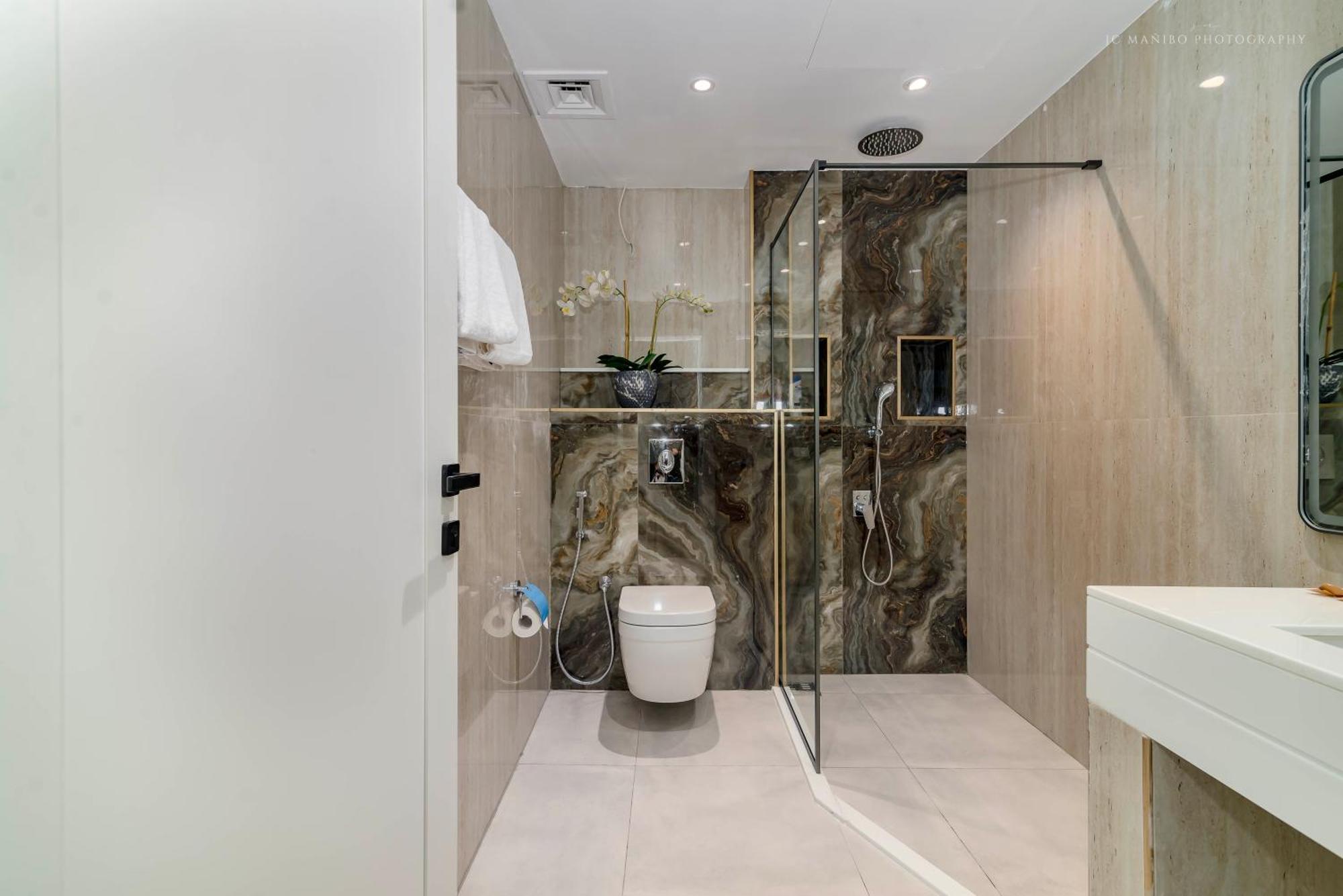 Usmans 4bdrm Jbr Sadaf Next To Ritz Carlton Walk Apartamento Dubai