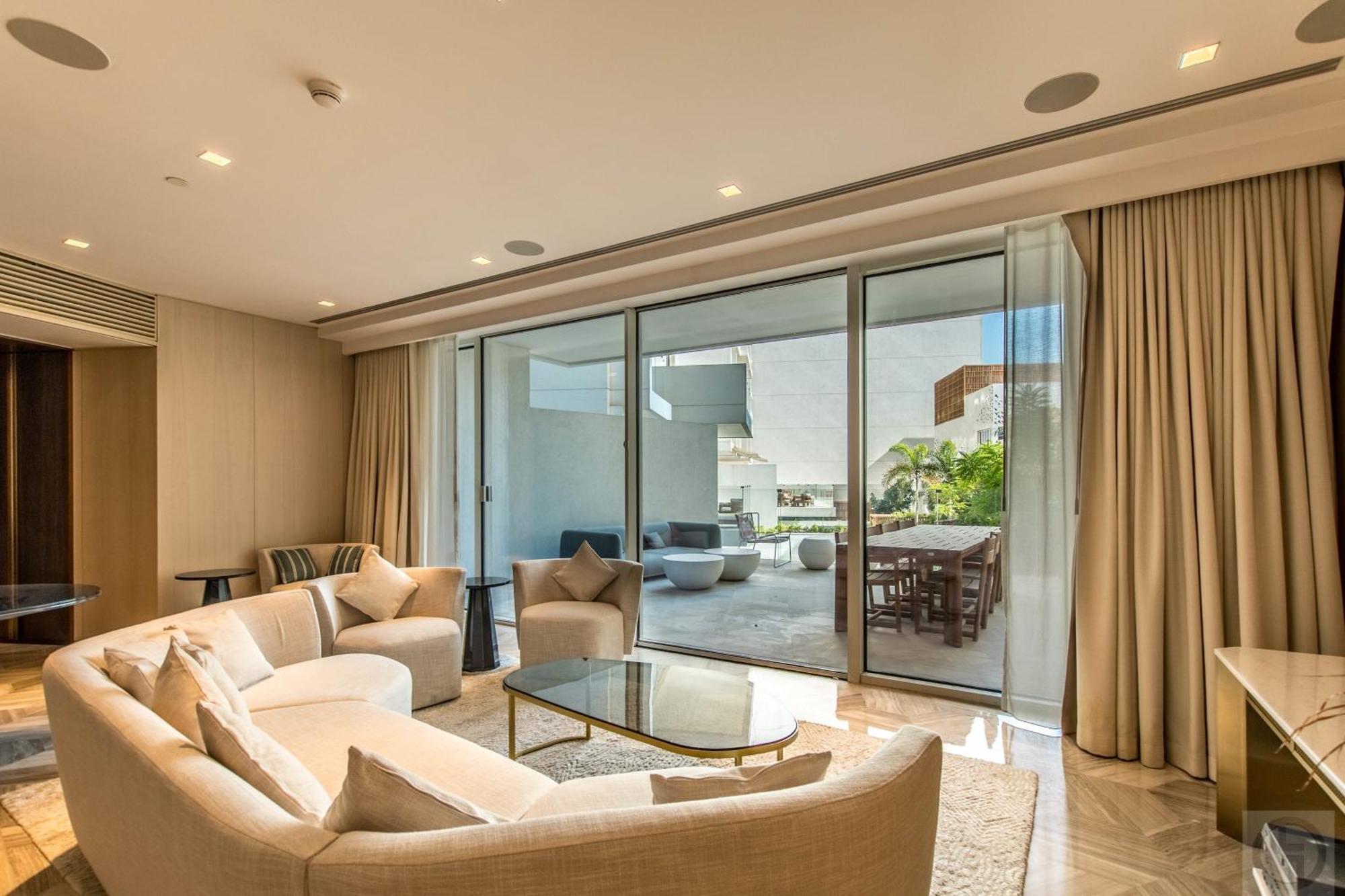 Daniels Five Palm 3br With Maid's Dubaï