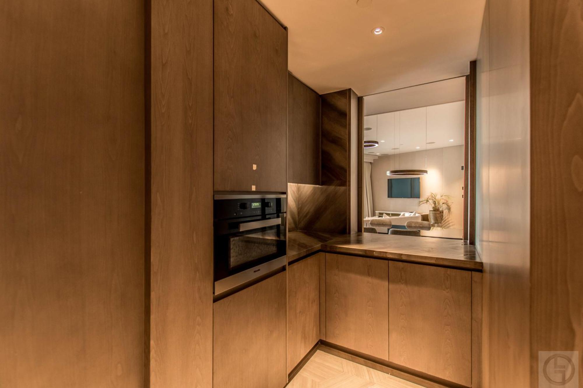 Daniels Five Palm 3br With Maid's Appartement *