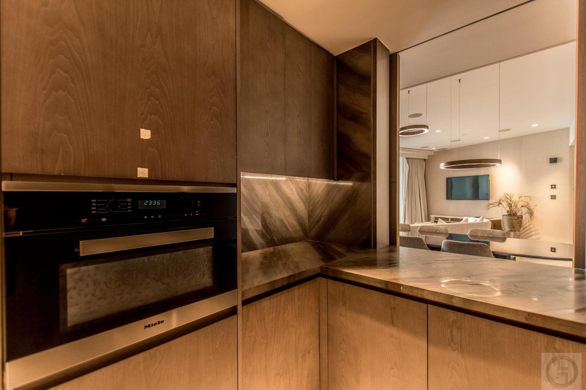 Daniels Five Palm 3br With Maid's Appartement *