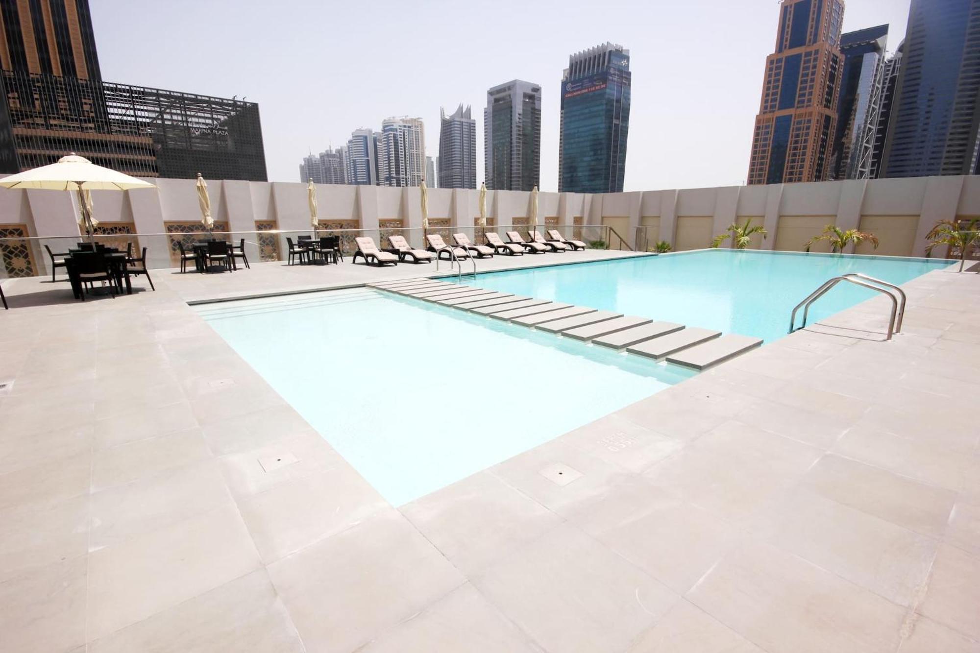 Apartamento New Stylish 1 Bd In West Avenue Marina Dubai
