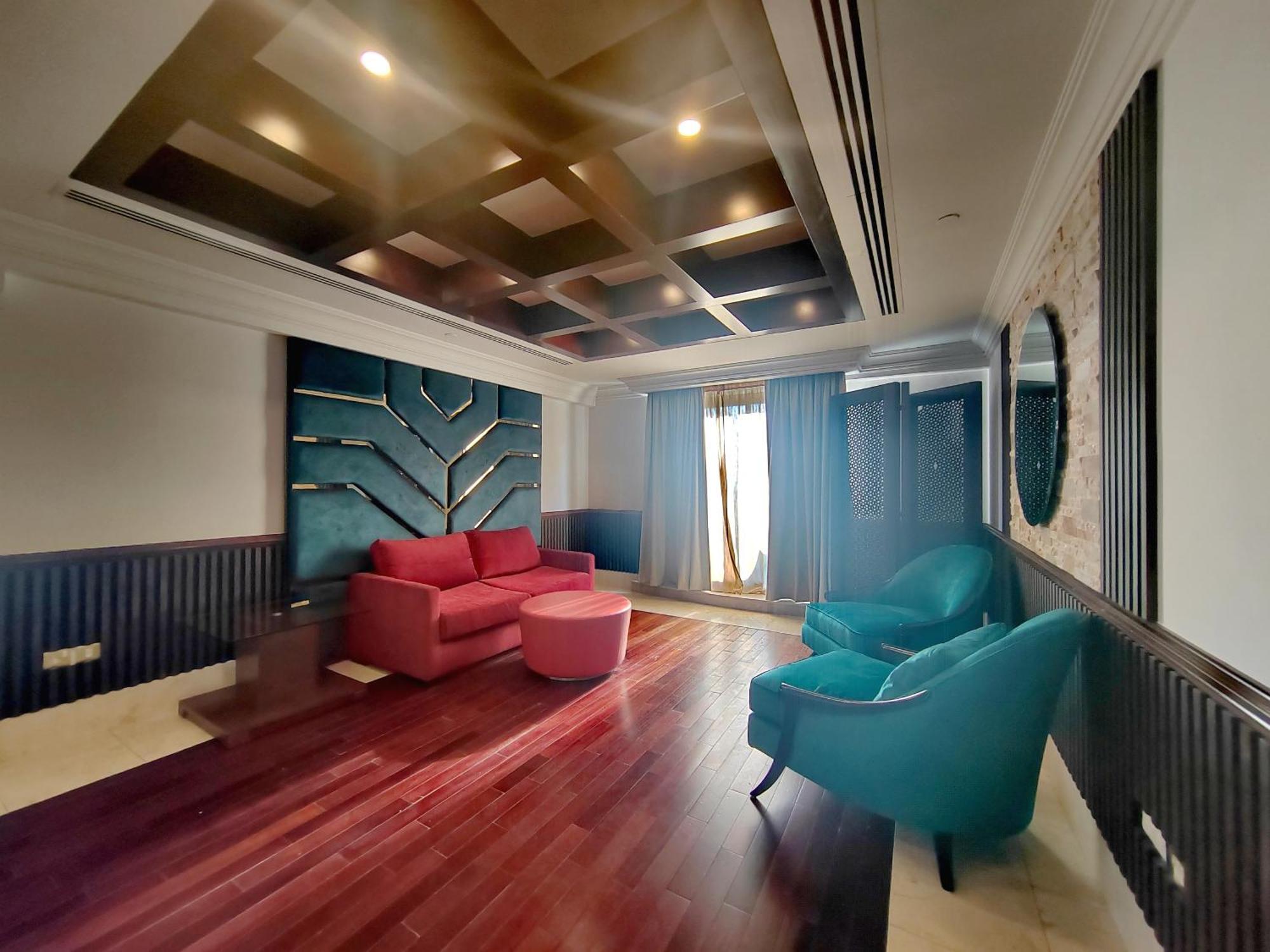 Penthouse With Private Pool And Big Private Terrace Appartement