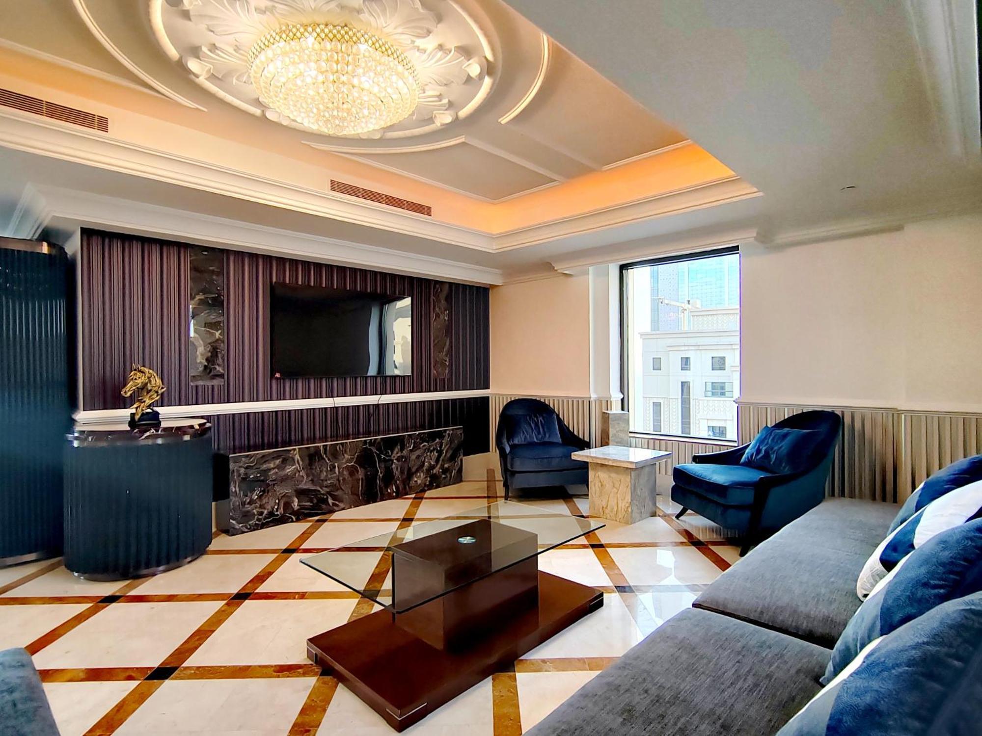 Penthouse With Private Pool And Big Private Terrace Appartement
