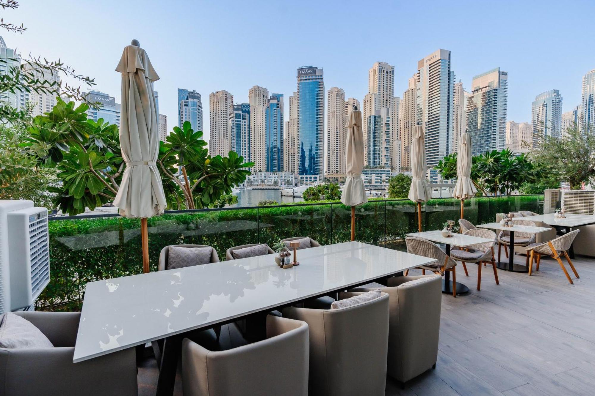 Vida Marina & Yacht Club , And Residences , Luxurious 2br Appartement