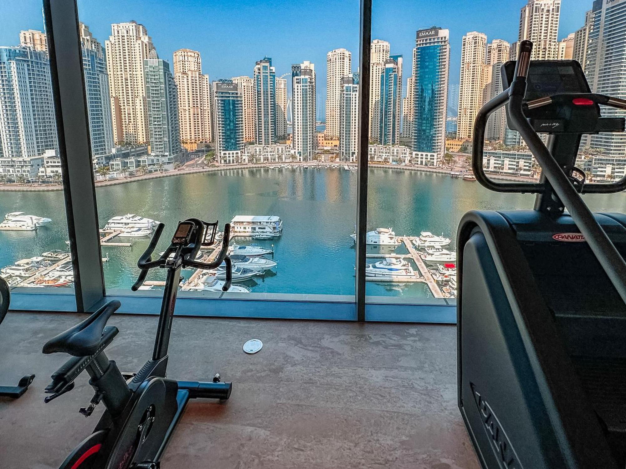 Vida Marina & Yacht Club , And Residences , Luxurious 2br *