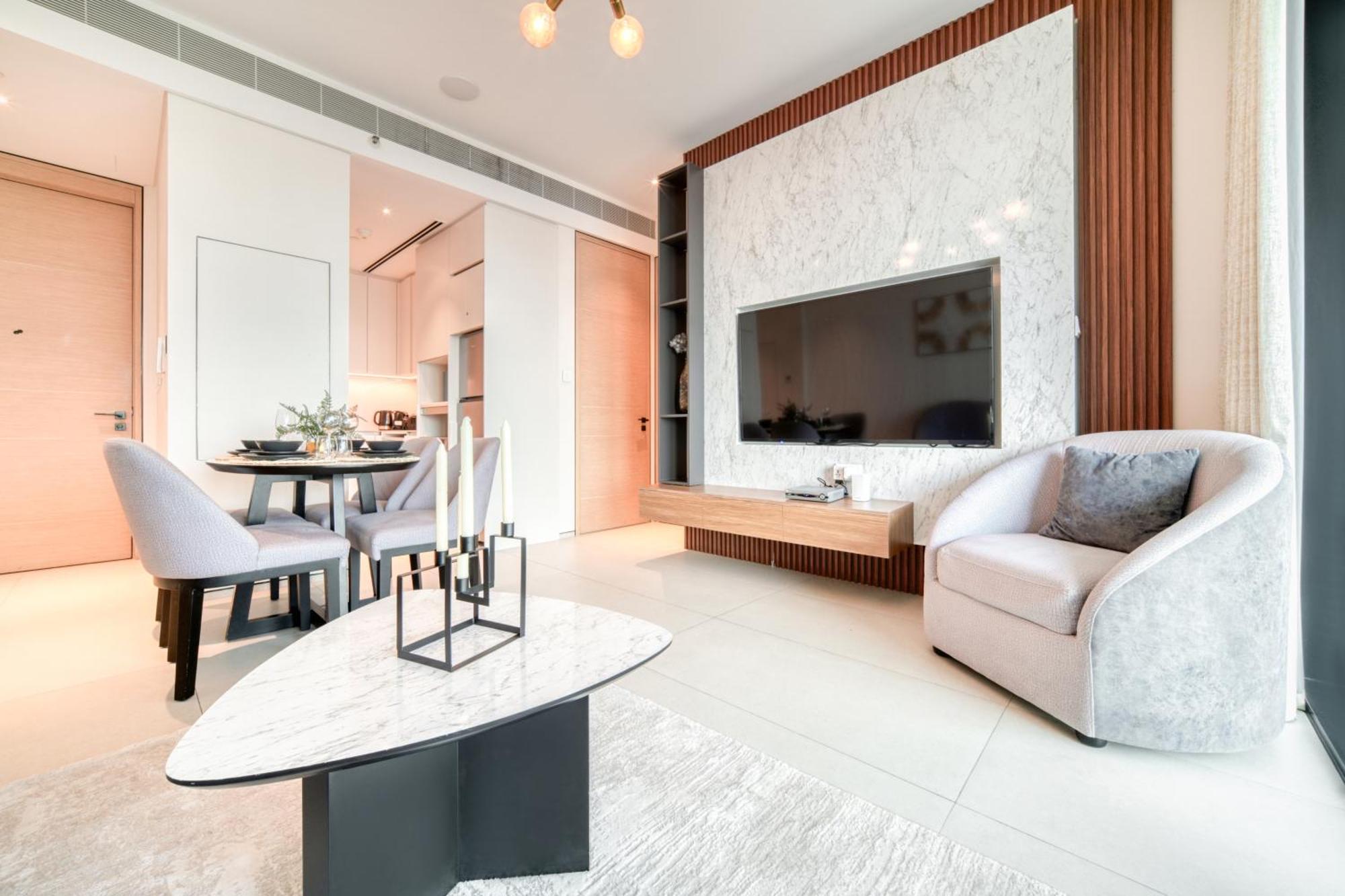 Address Jbr Marina Views, Address Residence, Marina - Mint *