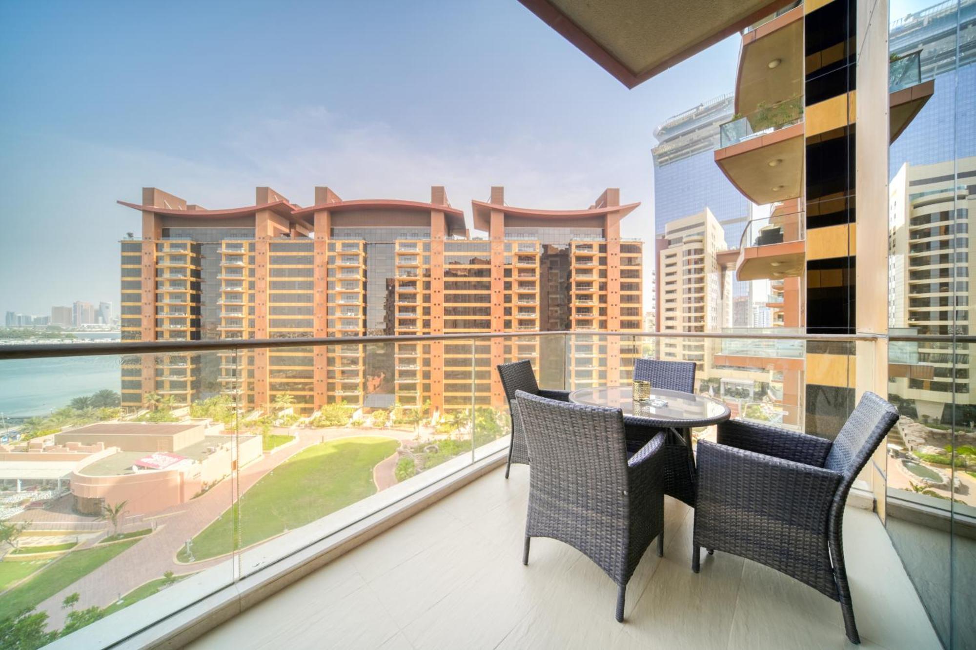 Tiara Residences, Palm Jumeirah - Mint Apartamento