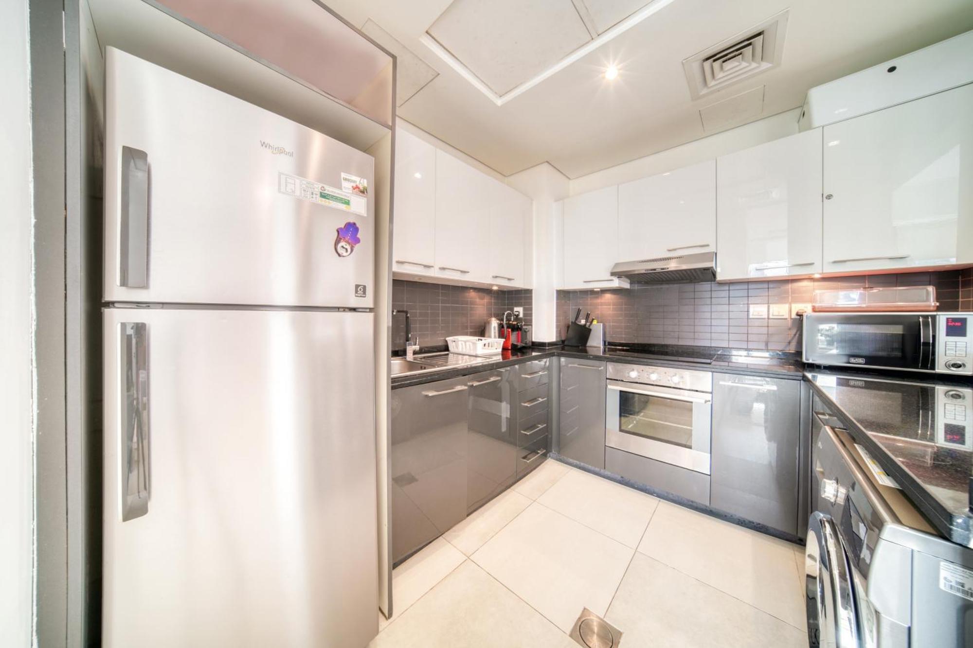 Apartamento Silverene Tower, Marina - Mint Dubái