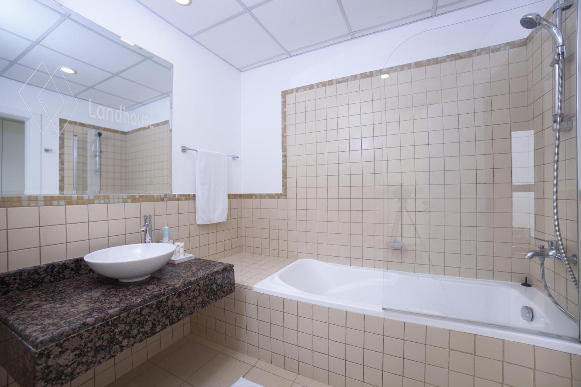 Stunning Marina & Sea View 4 Bedroom Apartment, Murjan 6 Jumeriah Lejlighed