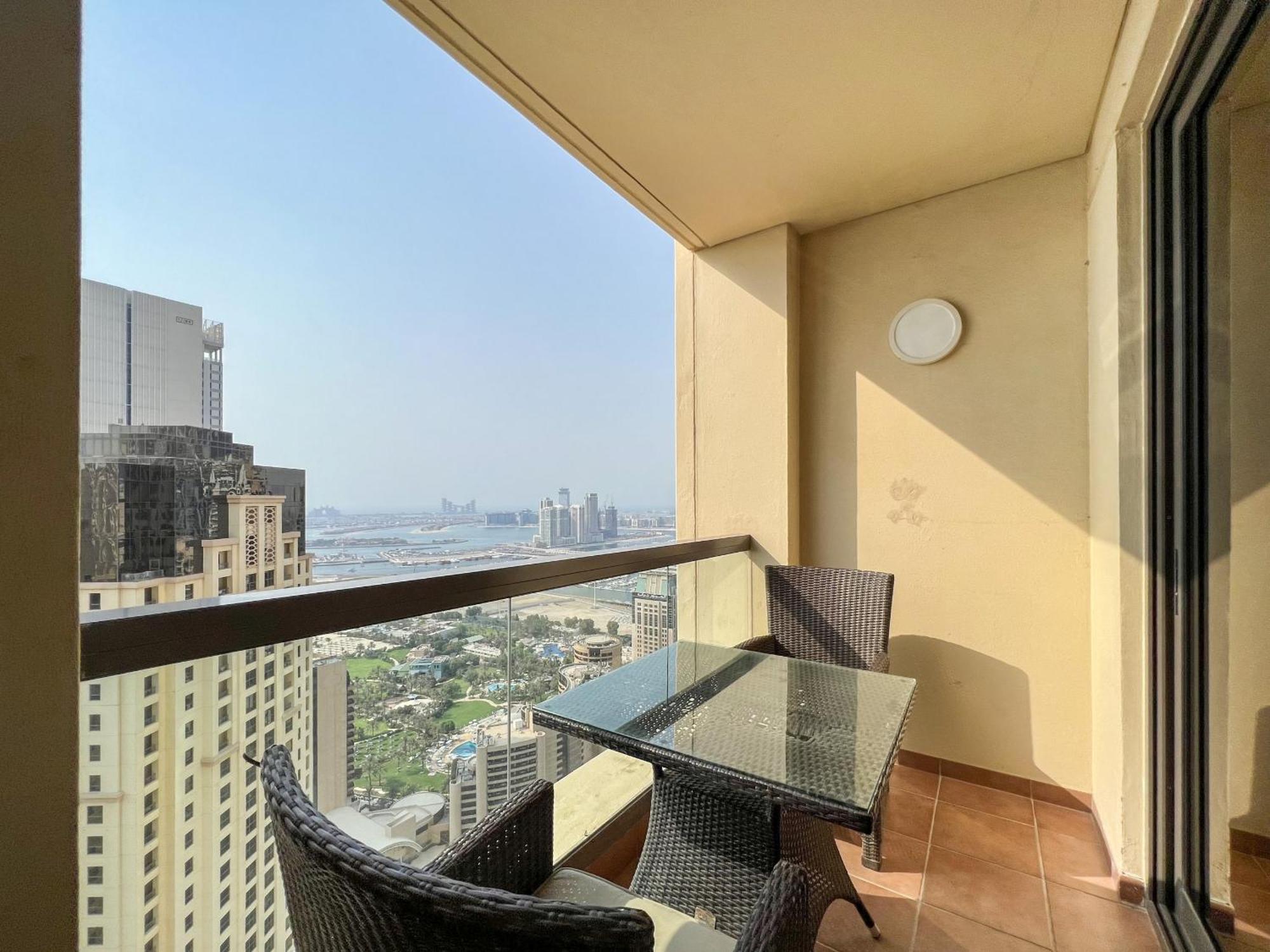Stunning Marina & Sea View 4 Bedroom Apartment, Murjan 6 Jumeriah Lejlighed *